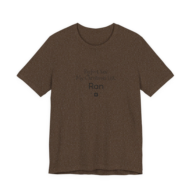 Bigfoot Christmas List T-shirt in heather-brown – original NewGiftDay design