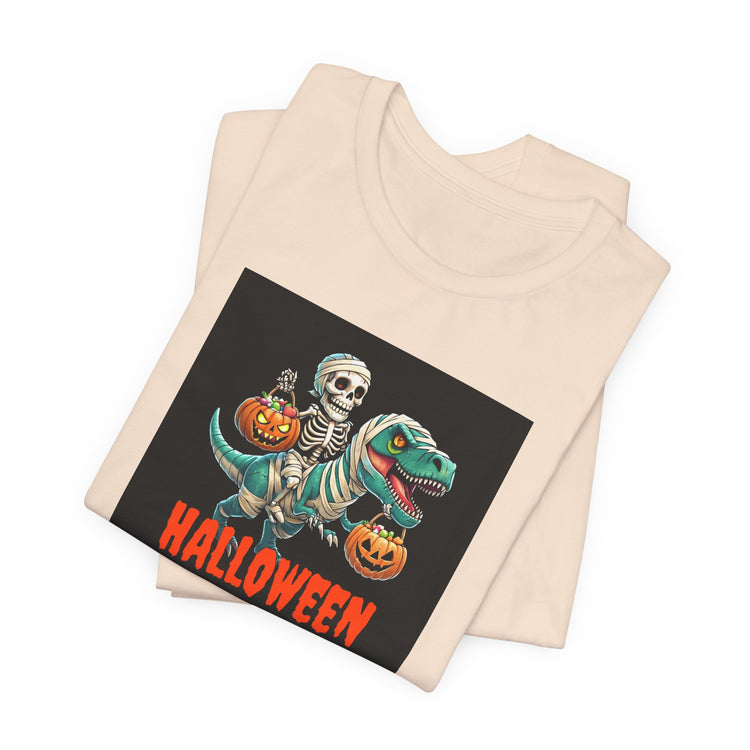 Halloween T-shirt in soft-cream – original NewGiftDay design