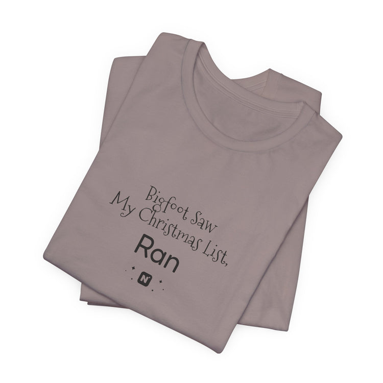 Bigfoot Christmas List T-shirt in black – original NewGiftDay design