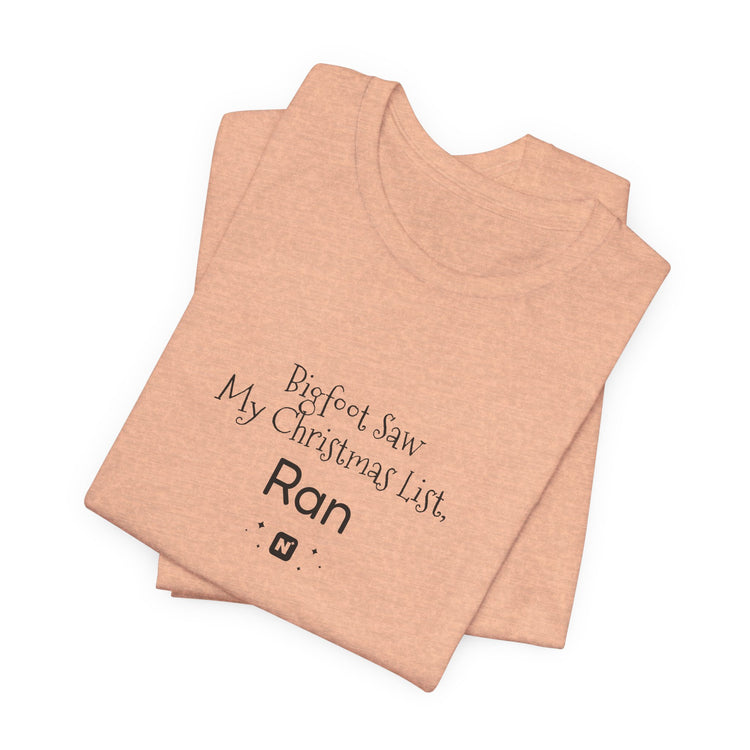 Bigfoot Christmas List T-shirt in heather-brown – original NewGiftDay design